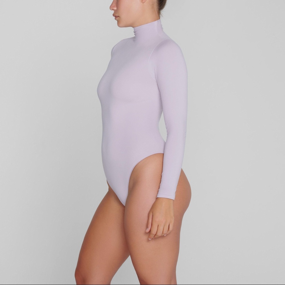 SKIMS Essential Mock Neck Long Sleeve Bodysuit